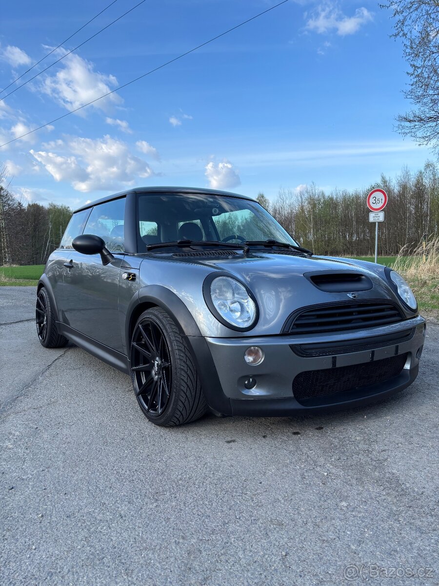 Mini Cooper S r53 - 2