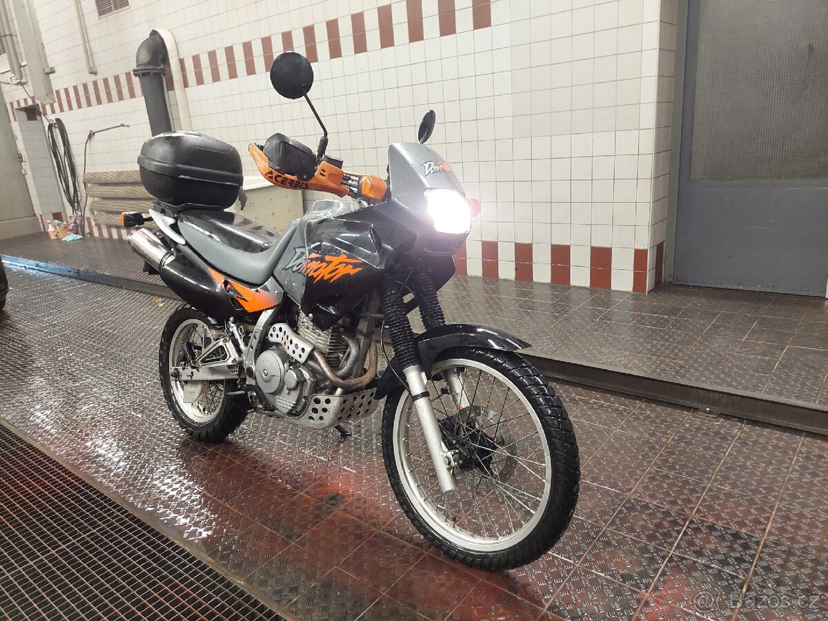 Prodám honda dominator nx 650