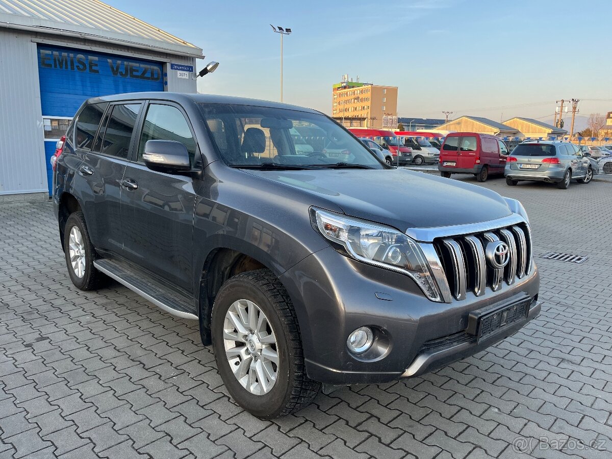 Toyota Land Cruiser 2.8D-4D 1 majitel