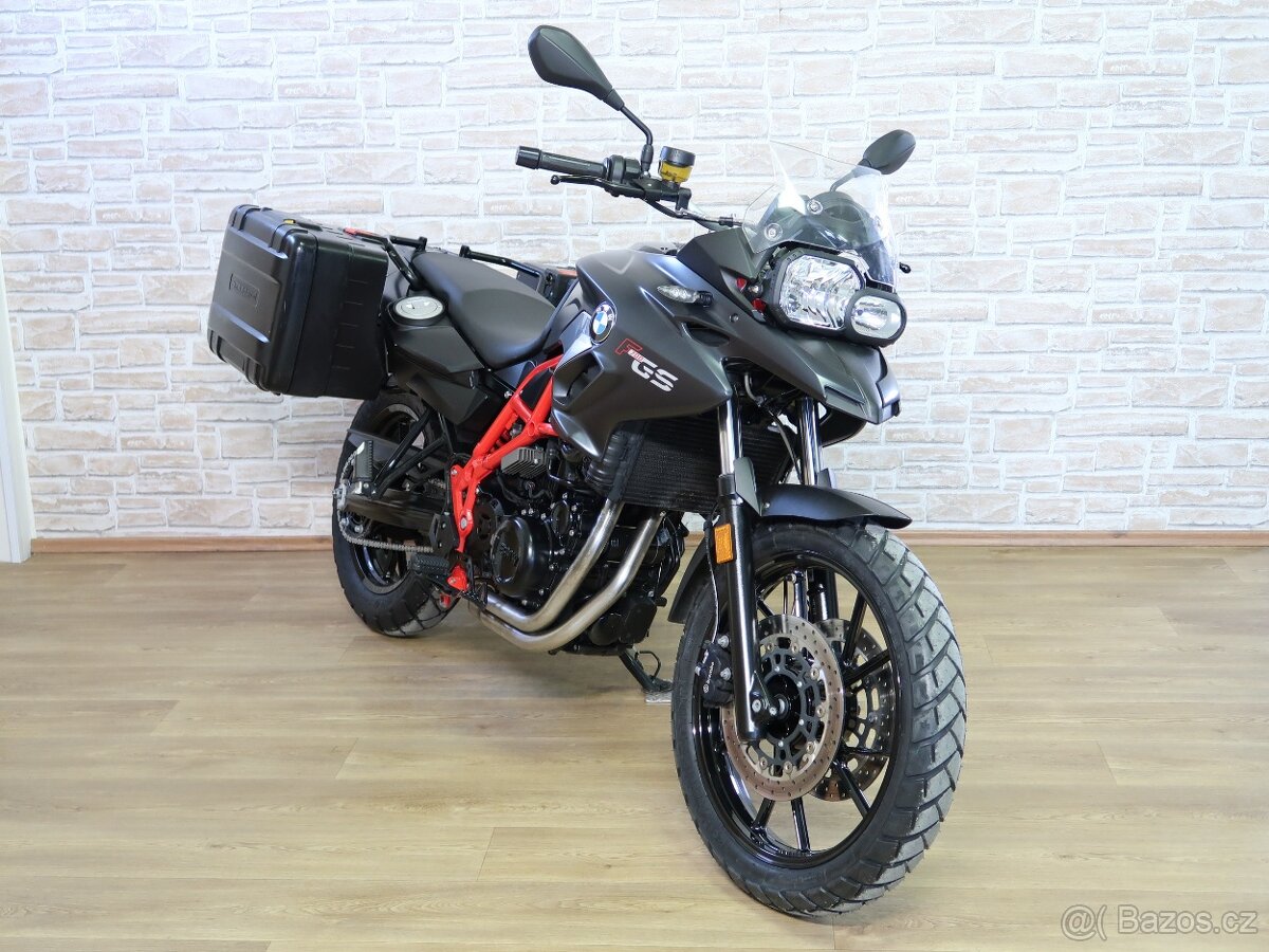 BMW F700GS továrně snížené, 23300km, bohatá výbava