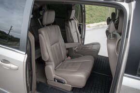 Chrysler Town&Country 3.6 benzin AT LPG - 20