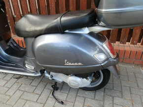 Vespa Granturismo 200 L - 20