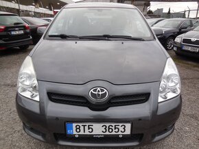 Prodám Toyotu Corollu Verso 2.2 100kw rv 04/2008 +sada kol - 20