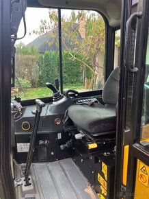 Prodám minibagr JCB 16 C - 20