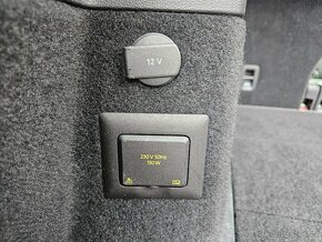 VW Touran 2.0TDI 140kW DSG Panorama Tažné Dynamic LED - 20