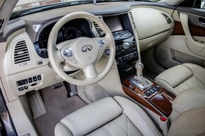 Infiniti QX70 S-Premium - 20