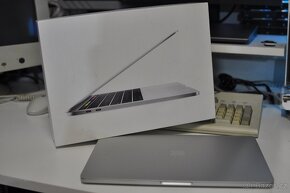 Apple MacBook Pro 13" Mid-2019 (A1989) - 20