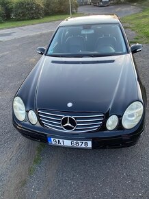 Mercedes-Benz 280 - 20