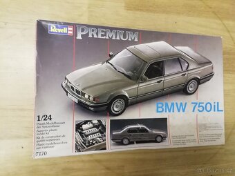 BMW E32 750il Revell 1:24 - stavebnice - doprava v ceně - 20