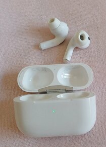 Apple příslušenství - sluchátka, myš, obal, kabel - 20