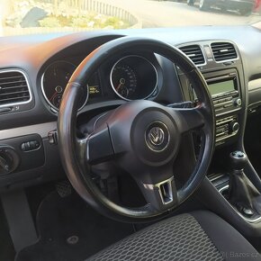 Volkswagen Golf 1.6 TDI,poctivych 290tkm,rok 2012 - 20