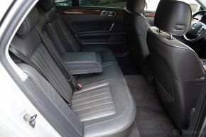 Volkswagen Phaeton 3.0 V6 tiptronic 4-Motion - 20