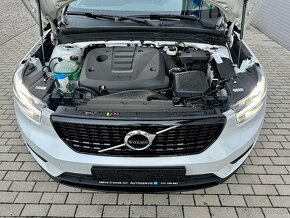 Volvo XC40 R-DESIGN D3 4x4 LED NAVI WEBASTO KAMERA TAŽNÉ - 20