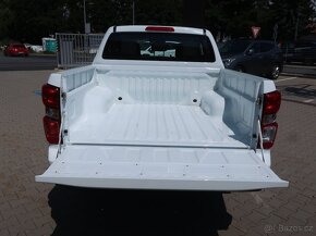 Isuzu D-Max 1.9i 120kW DoubleCab LS 4x4 AUTOMAT - 20