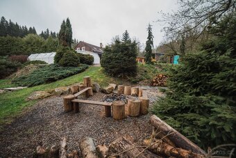 Prodám  chalupu s dalšími objekty vhodné na pronájem - 20