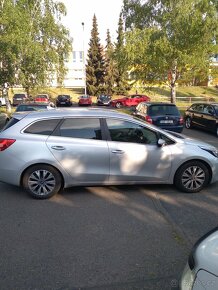 Kia Ceed 1.6Crdi 100kW NAVI - 20