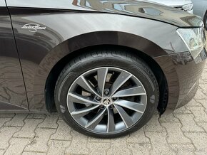 Škoda Superb 3 2.0 TSI 200kW 4x4 DSG L&K Tažné Webasto ACC - 20