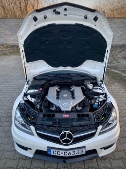 MERCEDES BENZ C63 AMG 2011 6.2 V8 358KW COUPE/PANO/KEYLESS - 20