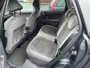 Citroën C5, 2,2 HDi SERVISKA - 20