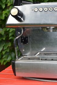 profesionální kávovar La Marzocco GB5 3gr - 20