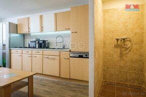 Prodej rodinného domu, 367 m², Březová, ul. Okružní - 20