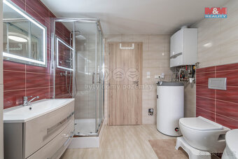 Prodej rodinného domu 180 m², Praha 9, ul. Novosibřinská - 20