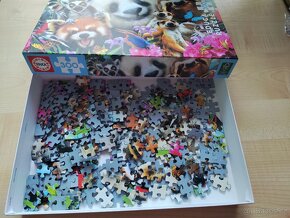 Puzzle Black Eyed Friends Selfie 300 dílků - 2