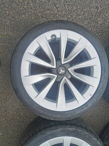 Originální alu kola 19" na Tesla model 3 - 2