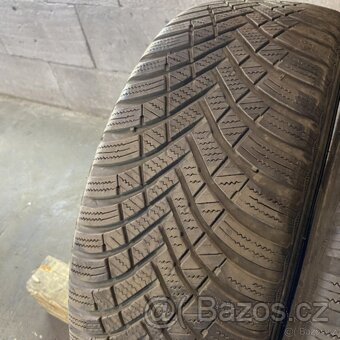 Zimní pneu 215/55 R17 98V Hankook 5mm - 2