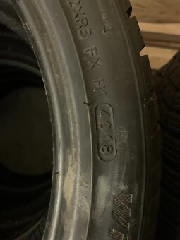 215/40 r17 HANKOOK zimní pneu - 2