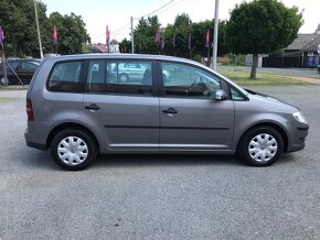 VW TOURAN 1.9 TDi SERVISNÍ KNIHA - 2