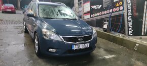 KIA CEED 1.6 CRDI 85KW 2010 COMBI SERVISOVANY - 2