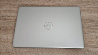 HP 15 (Ryzen 3 2200U, 8 GB RAM, 256 GB SSD, FHD) - 2