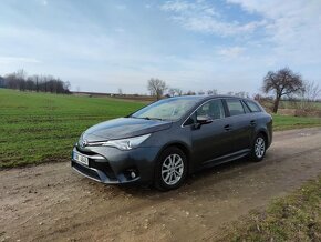 Toyota Avensis 2016, málo najeto - 2