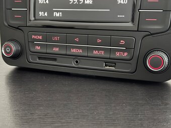 VW ŠKODA AUTORÁDIO RCN210 BLUETOOTH USB AUX MP3 HF - 2