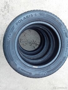 Zimní pneumatiky 175/65 R15 - 2