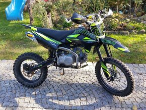 Stomp Z3 - 140 pitbike - 2