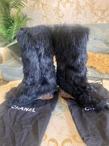 CHANEL kozačky bottes en fourrure noire talons plexi 38,5 - 2