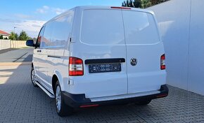 Speciální VW T5 GP Transporter pro přepravu psů. - 2