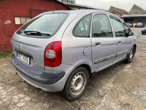 Citroen Xsara Picasso 1.8 i 16V - 2