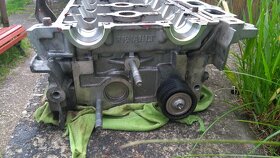 Hlava motoru 1.6 16V zn. K4M - 2