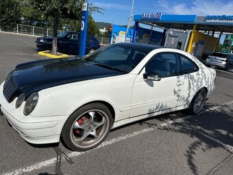 Mercedes Benz CLK200 - 2