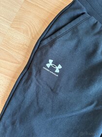 Tepláky Under Armour vel.M nové dámské - 2