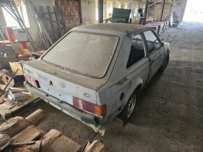 Ford Escort mk3 kastle - 2