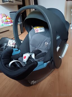 Vajíčko Cybex Aton 5 se základnou - 2