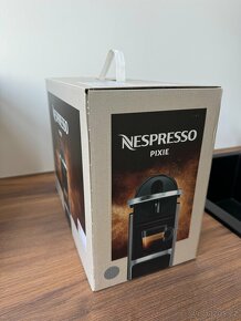 Kávovar Nespresso Pixie černý - 2