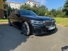 bMW 7 M-Paket xDrive I.majitel CZ rok 5/2022 záruka 5/2025 - 2