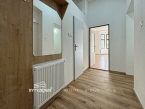 Pronájem nově zrekonstruovaného bytu 2+kk, 52 m2 v blízkosti - 2