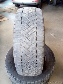 K prodeji sada celoroč. pneu 235/65 R 16 C Michelin - 2