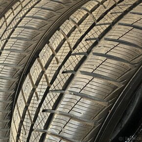 Zimní pneu 225/60 R18 103V Barum 45448mm - 2